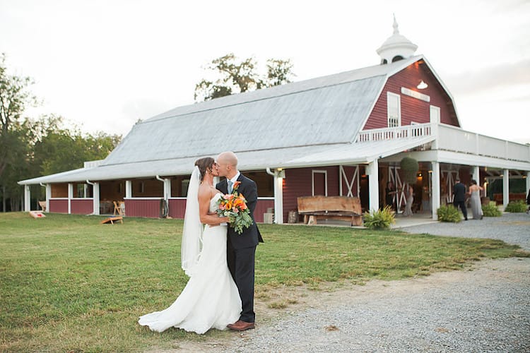 alabama_barn-wedding-venue_cove-acre-farms