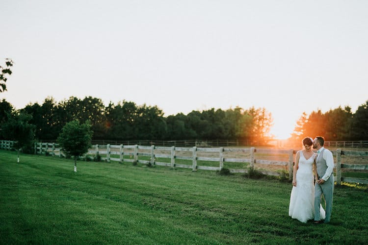 adobebridgebatchrenametemp9canada_rustic-barn-wedding_11