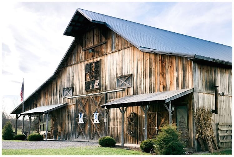 barn-wedding-venue-tennessee-harvest-acre-farms2