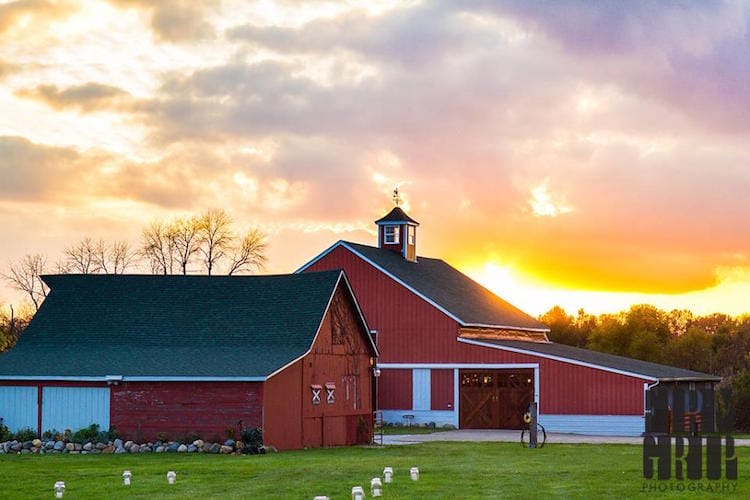 indiana_barn-wedding-venue_avon-wedding