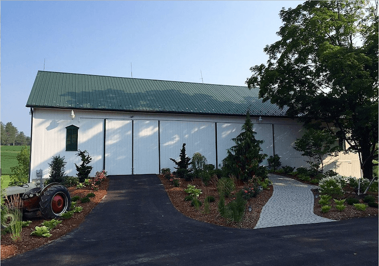 pa-barn-wedding-venue-two-harts