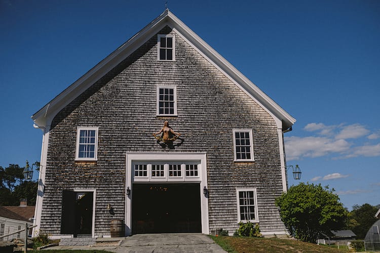 rhode-island_barn-wedding-venue_mt-hope-farm