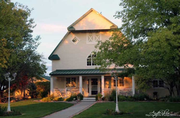 Barn Anew Bed and Breakfast