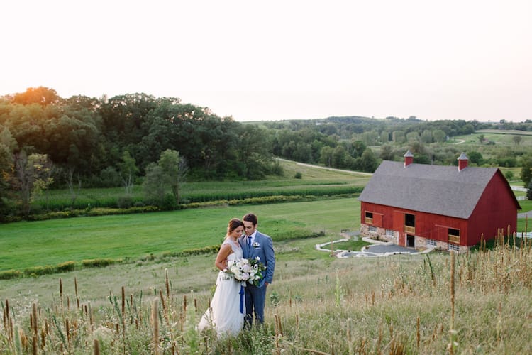 wisconsin-barn-wedding-venue-birch-hill