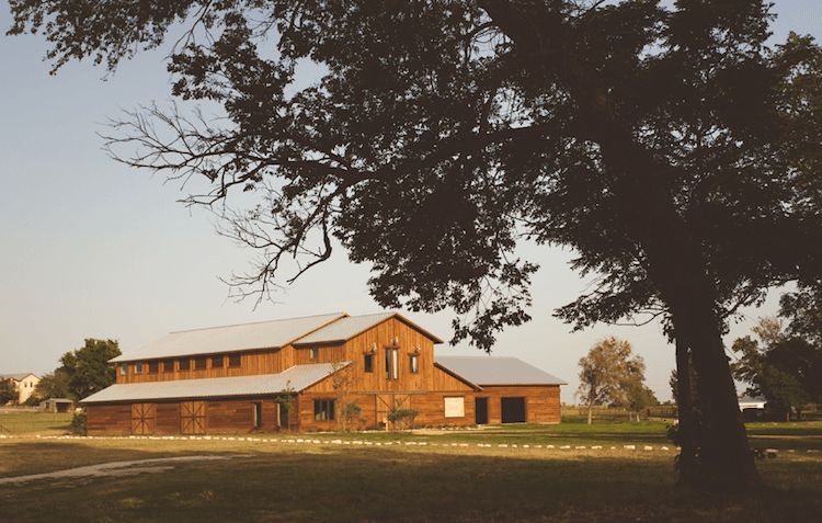Lone Oak Barn