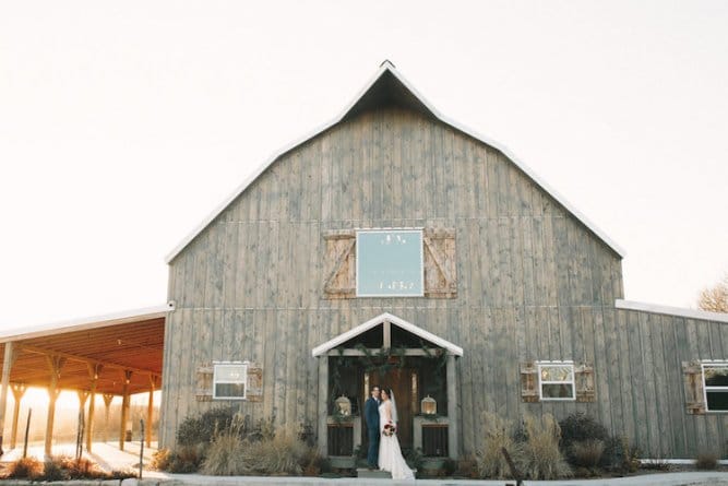 missouri-barn-wedding-venues-gambrel